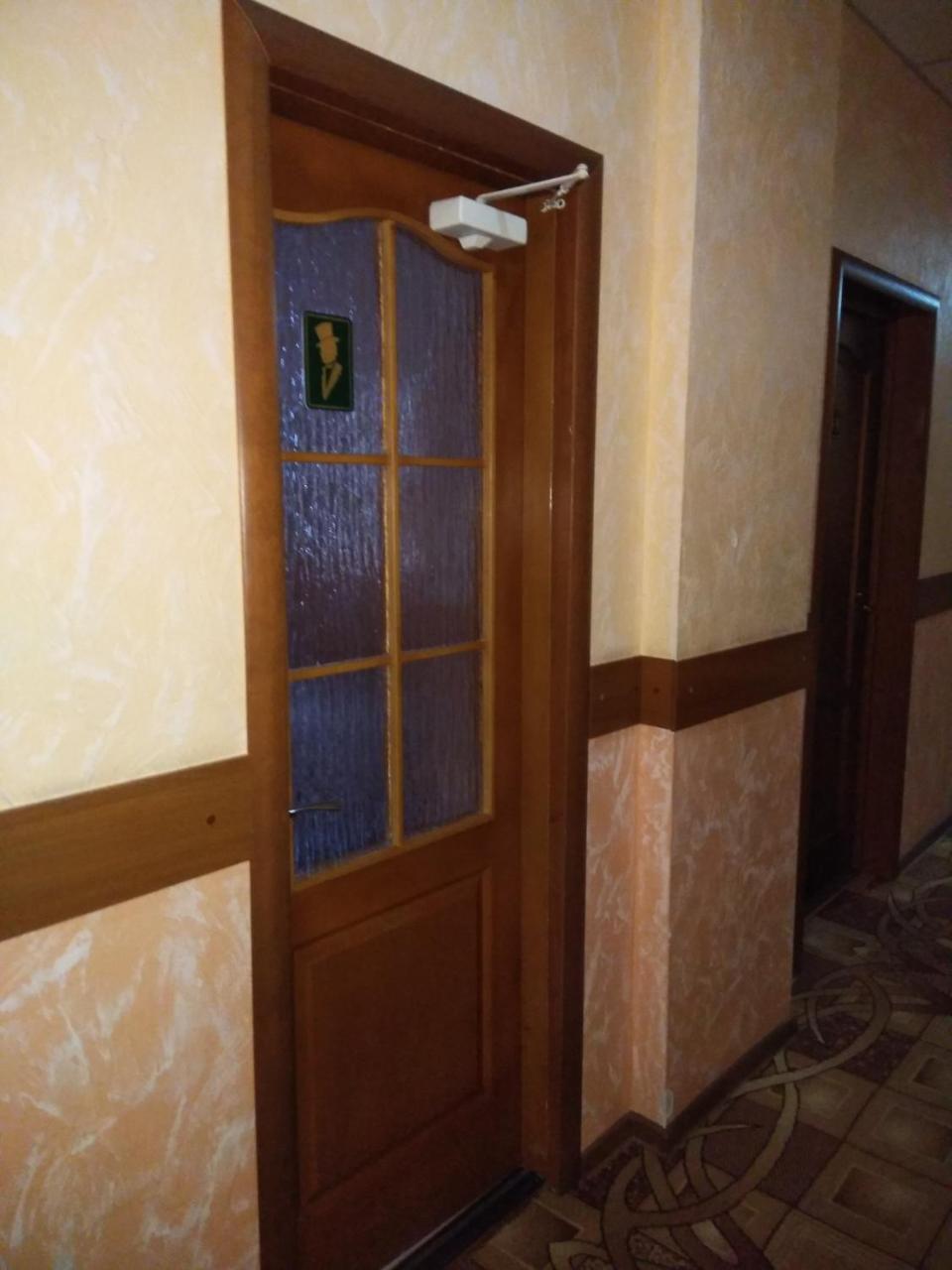 Uman Hotel Exterior photo